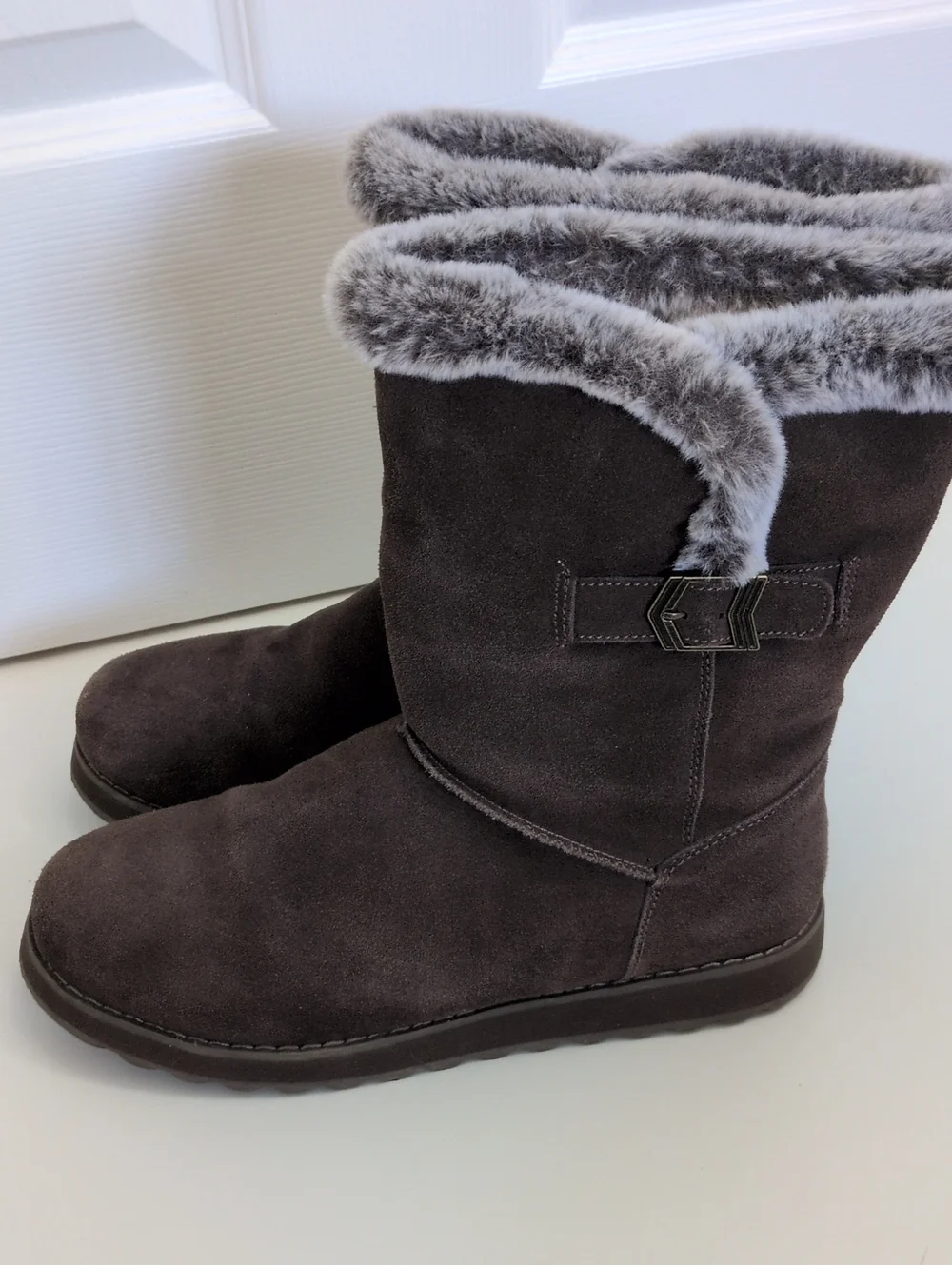 Skechers Keepsakes 2.0 Shivers Free Boots - Chocolate - 9